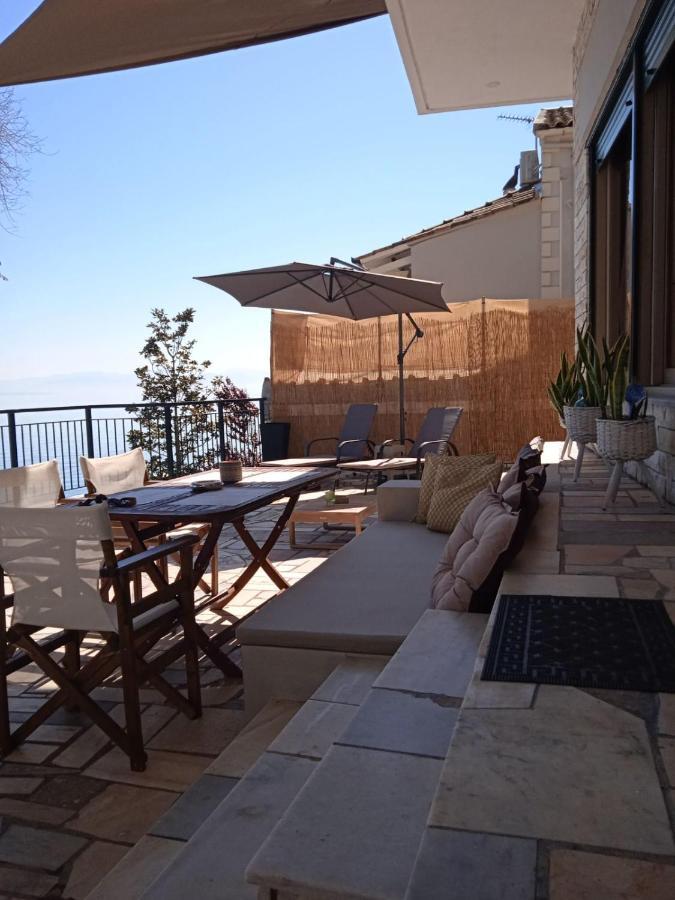 Paul Seafront House Villa Mesongí Eksteriør billede