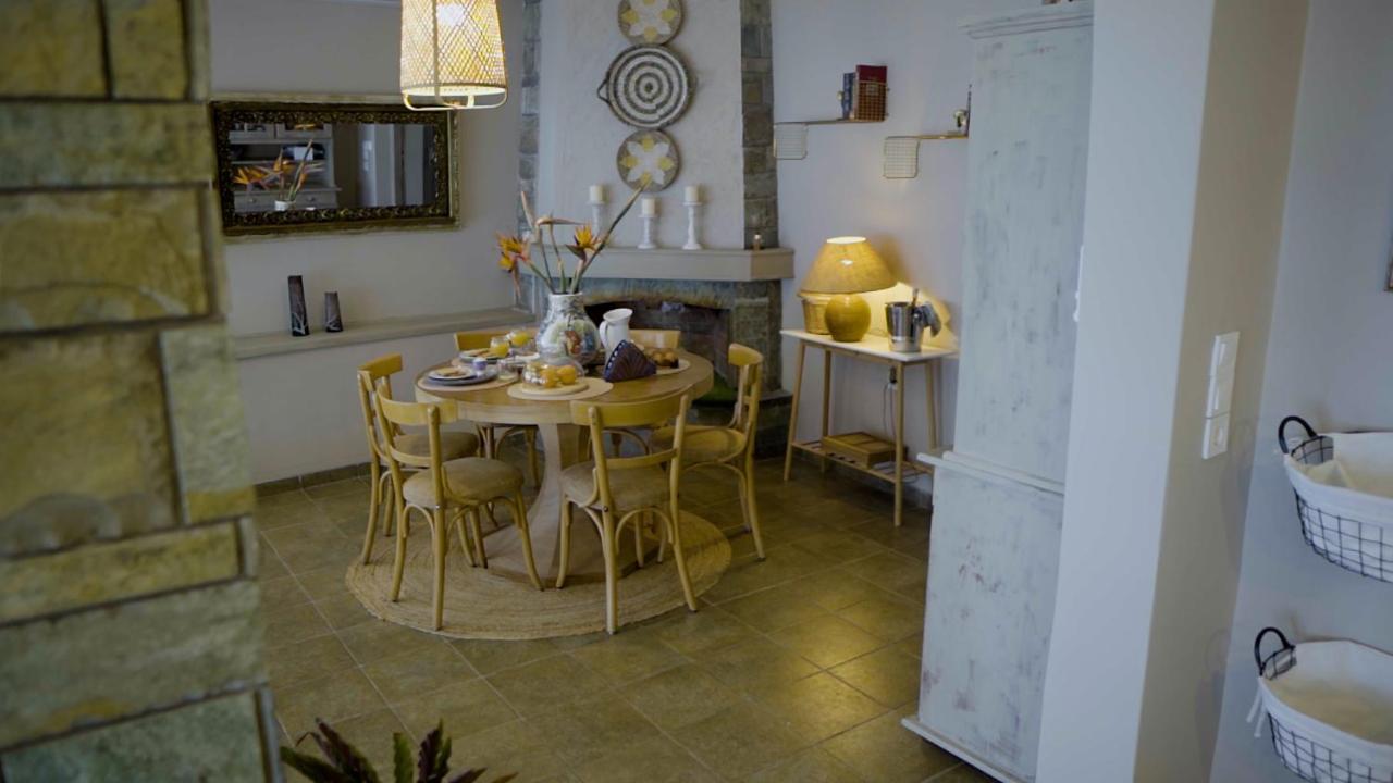 Paul Seafront House Villa Mesongí Eksteriør billede