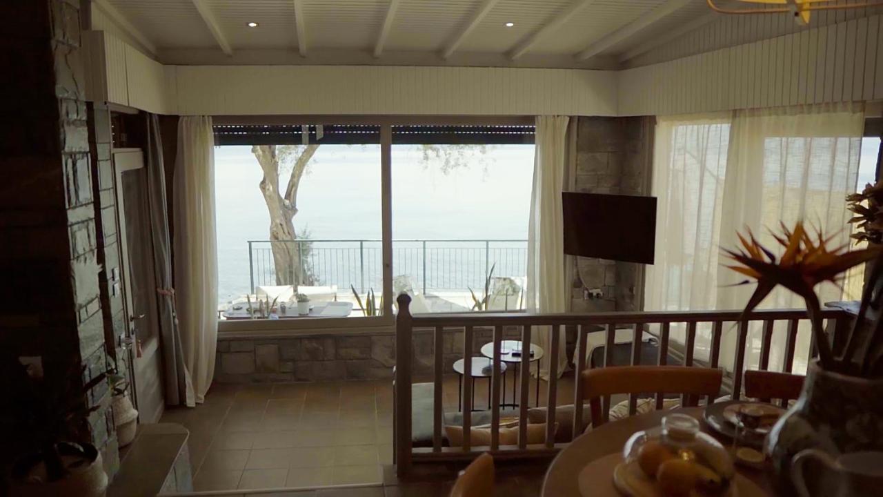 Paul Seafront House Villa Mesongí Eksteriør billede