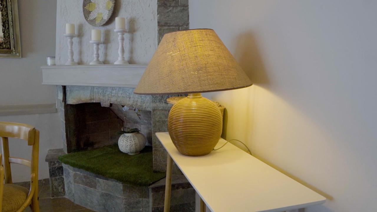 Paul Seafront House Villa Mesongí Eksteriør billede
