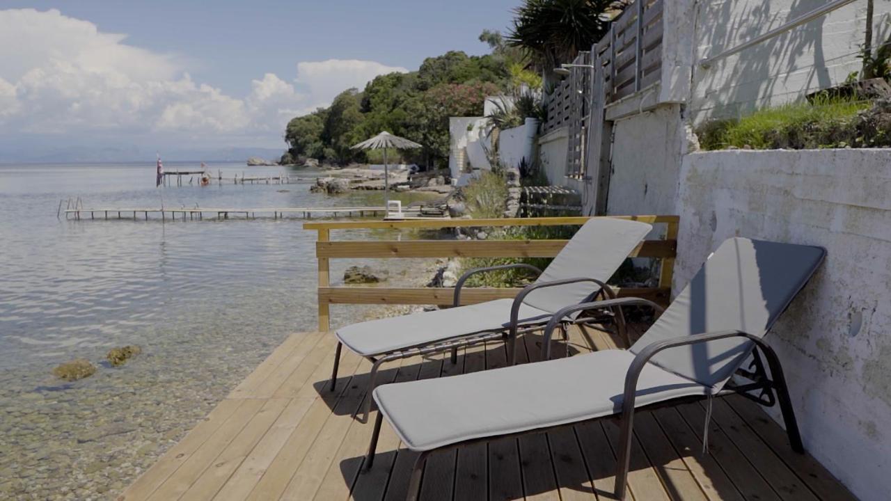 Paul Seafront House Villa Mesongí Eksteriør billede