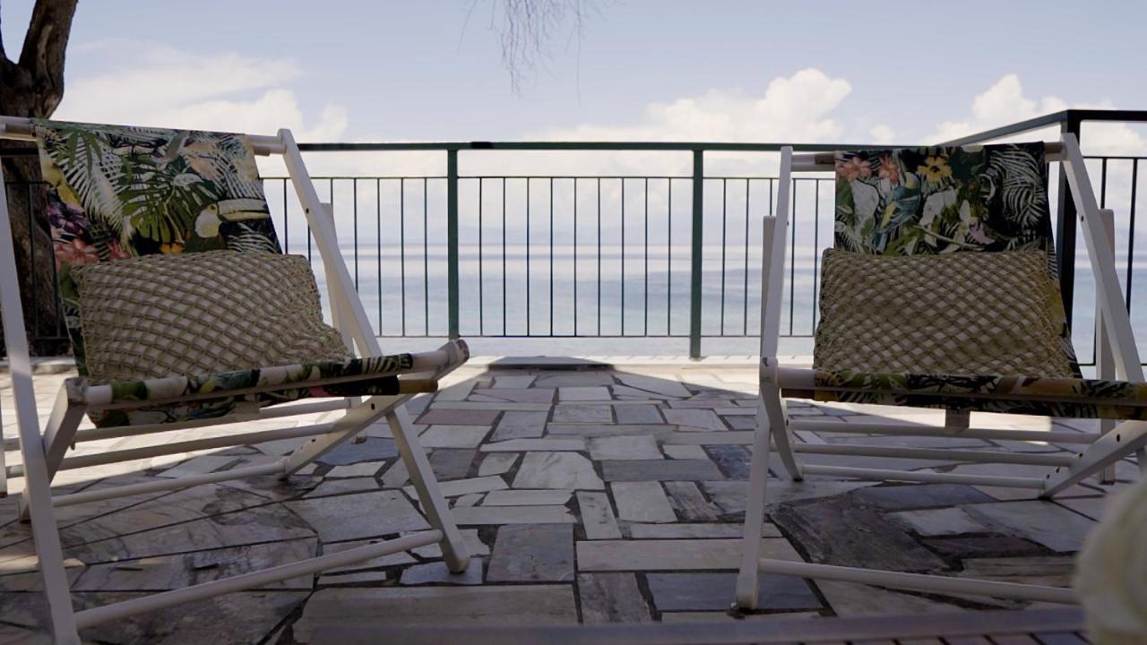 Paul Seafront House Villa Mesongí Eksteriør billede