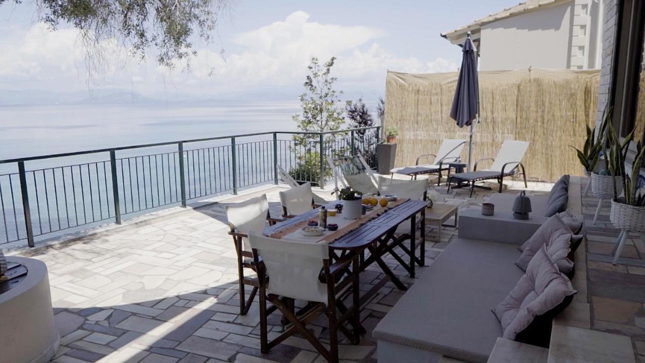 Paul Seafront House Villa Mesongí Eksteriør billede