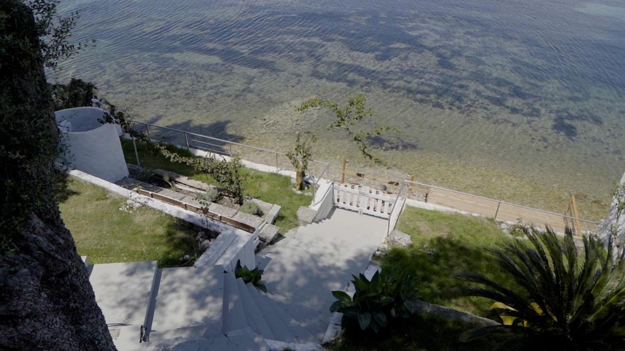 Paul Seafront House Villa Mesongí Eksteriør billede