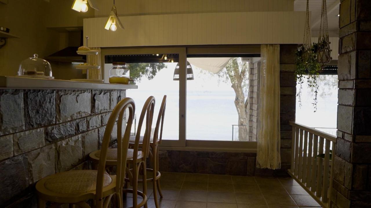 Paul Seafront House Villa Mesongí Eksteriør billede
