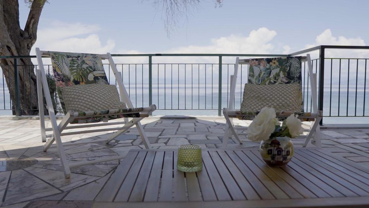 Paul Seafront House Villa Mesongí Eksteriør billede